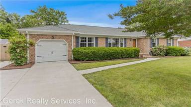 Main picture of 913 W Ferry Plantation Rd