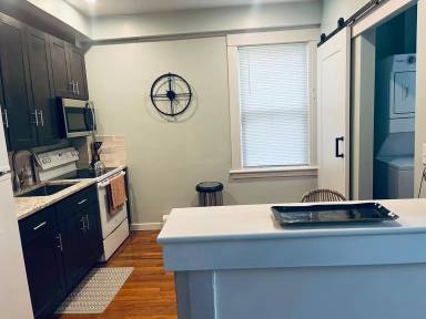Main picture of 265 2nd St