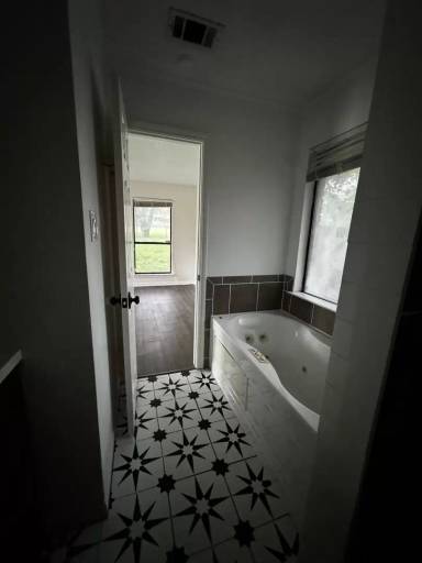 Main picture of 1306 Amthor Ave