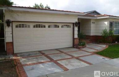 Main picture of 6129 Pembroke Dr