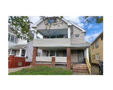Main picture of 3259 E 123rd St