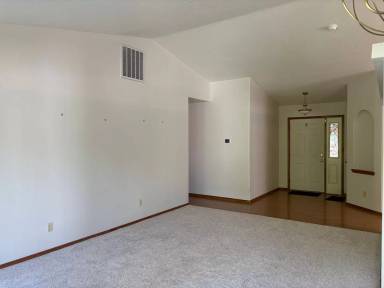 Main picture of 3149 N 8th St