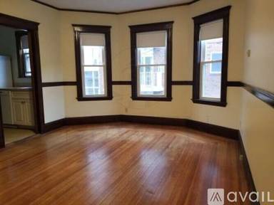 Main picture of 64 Park St