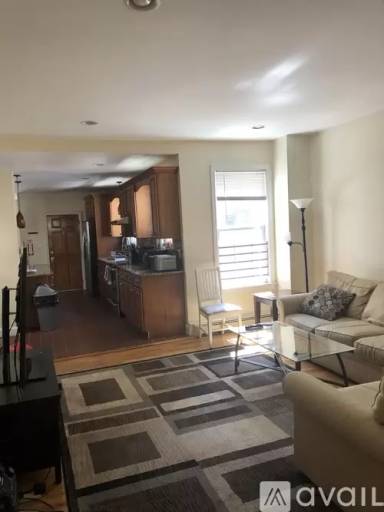 Main picture of 1522 Commonwealth Ave