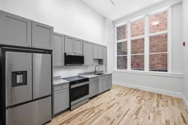 Main picture of 130 Pearl St