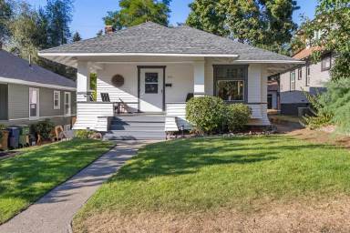 Main picture of 1810 W 11th Ave