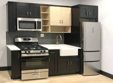 Main picture of 148 Meserole St