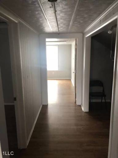 Main picture of 3947 E Calvary Rd