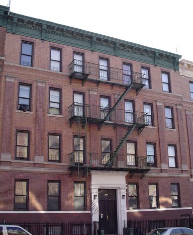 Main picture of 422 61st St