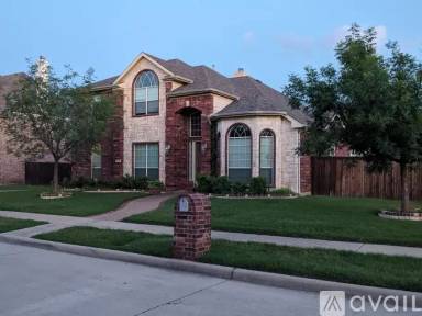 Main picture of 9301 Regal Oaks Dr