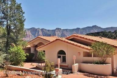 Main picture of 411 Palisades Dr S