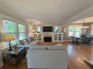 Main picture of 6399 S Windermere St