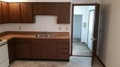 Main picture of Walnut St 2115 - 5