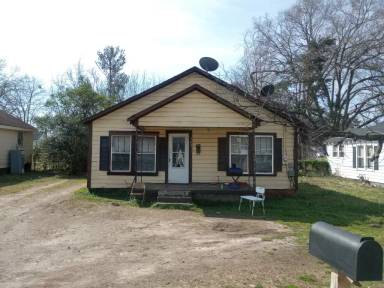 Main picture of 203 State Rd S-30-213
