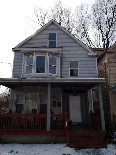 Main picture of 1241 Lincoln Ave