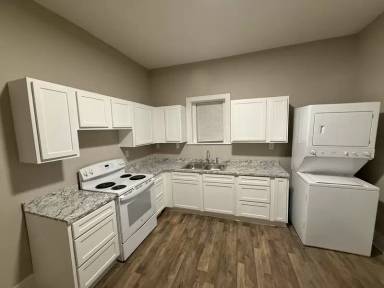 Main picture of 741 E Trigg Ave