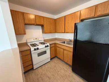 Main picture of 2066 Davidson Ave