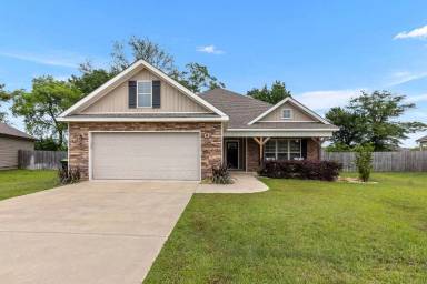 Main picture of 110 Wenlock Cir