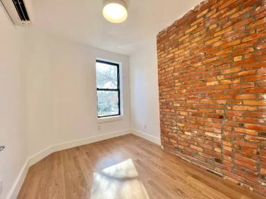 Main picture of 435 DeKalb Ave