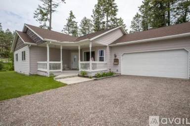 Main picture of 101 Pineview Dr