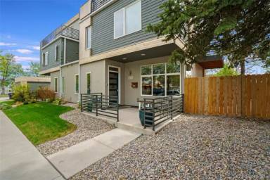 Main picture of 1272 W 40th Ave