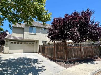 Main picture of 462 E Main Ave