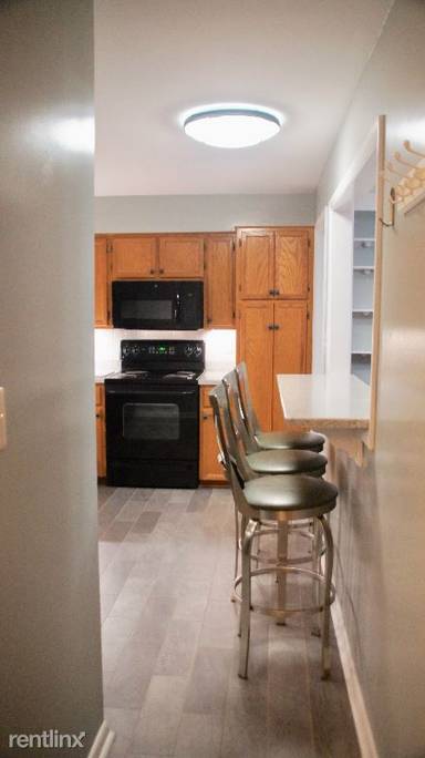 Main picture of 2102 Stephenson Ave SW