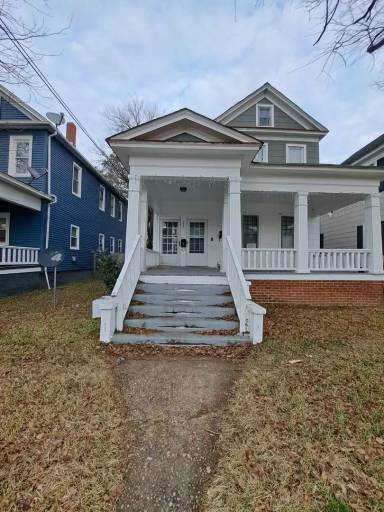 Main picture of 1321B Chesapeake Ave