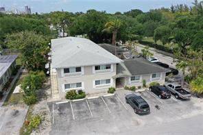 Main picture of 909 SE 14th Ct