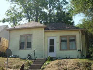 Main picture of 161 14th Ave