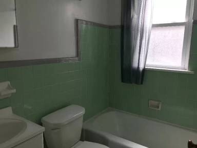 Main picture of 922 Fox Chase Rd