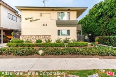 Main picture of 1332 N Citrus Ave