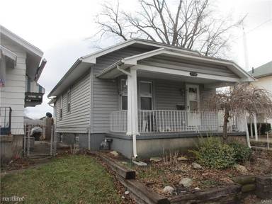 Main picture of 3520 E 2nd St