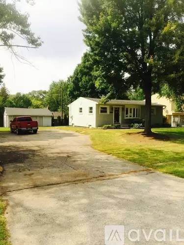 Main picture of 3600 Emmons Ave