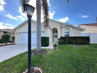 Main picture of 1315 Naples Lake Dr
