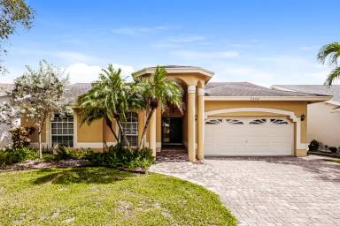 Main picture of 5339 NW 99th Ln