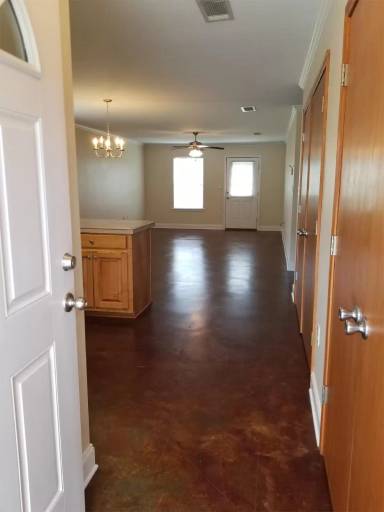 Main picture of 6 Heartwood Pl