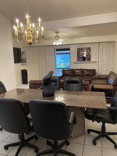 Main picture of 150 W Tam Oshanter Dr