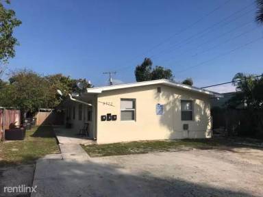 Main picture of 3722 Henry Ave