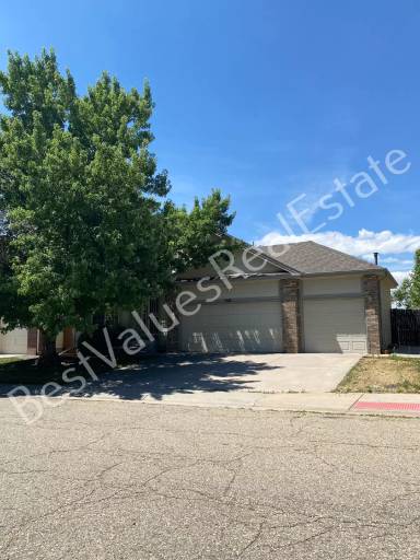 Main picture of 3905 S Kirk Way