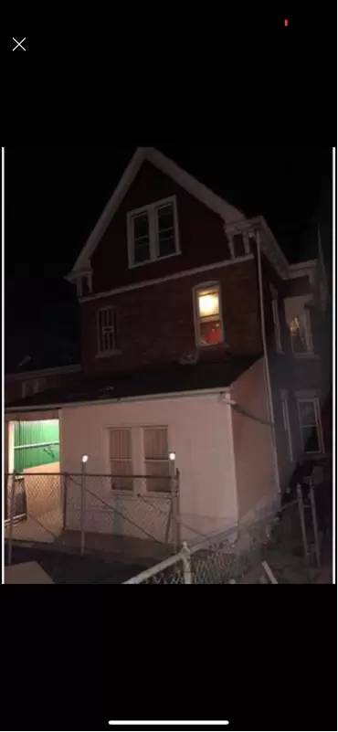 Main picture of 5301 Gertrude St