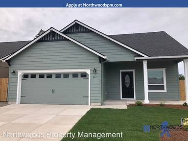 Main picture of 801 Nicholas Lee Dr