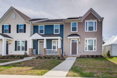 Main picture of 255 Goldenstar Ln