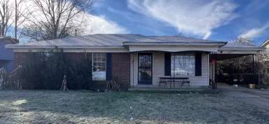 Main picture of 297 Meadowood Ave