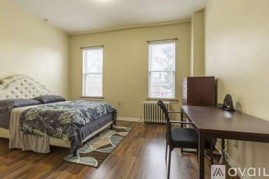 Main picture of 4212 Powelton Ave