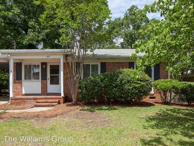 Main picture of 437 N Platte Rd