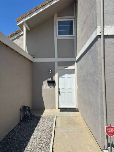 Main picture of 1552 Duran St