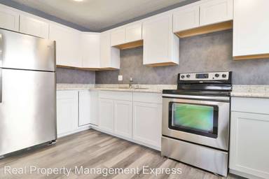Main picture of 2813 E Pearl St