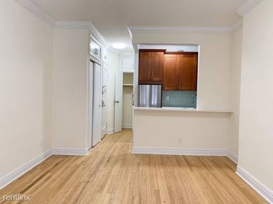 Main picture of 1588 York Ave