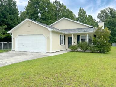 Main picture of 123 Foxlair Dr